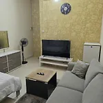 Cuzzy Comfy Room, Private Detached Bathroom With Balcony